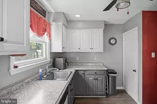 7458 Collins Ave, Pennsauken, NJ 08109 - Photo 13