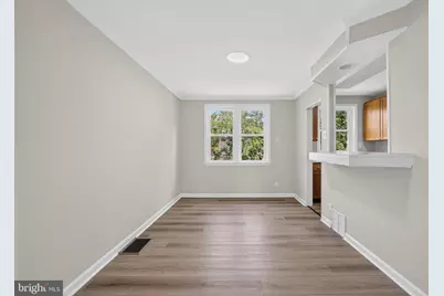 1067 S Merrimac Road, Camden, NJ 08104 - Photo 11