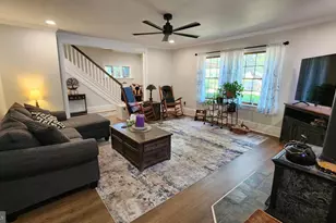 110 Lake Ave, Gloucester Township, NJ 08029 - Photo 15