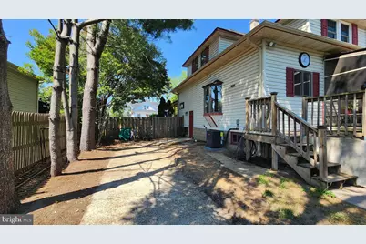 110 Lake Avenue, Gloucester Township, NJ 08029 - Photo 3