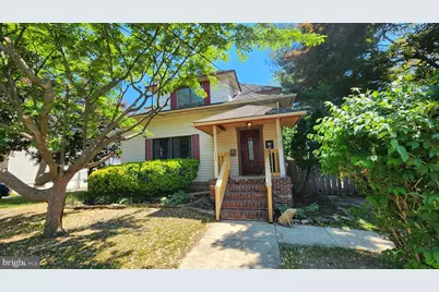 110 Lake Avenue, Gloucester Township, NJ 08029 - Photo 1