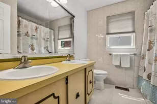 25 Woodbury Dr, Cherry Hill, NJ 08003 - Photo 31