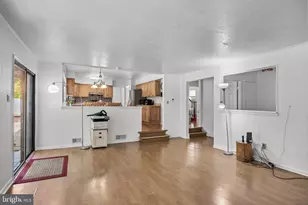 25 Woodbury Dr, Cherry Hill, NJ 08003 - Photo 17