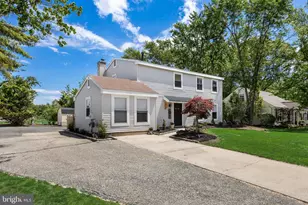 6 Cherrywood Dr, Clementon, NJ 08021 - Photo 1