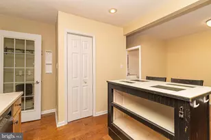 205 Elmtowne Blvd, Hammonton, NJ 08037 - Photo 13