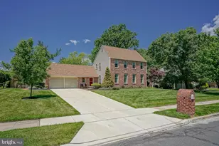 8 Brondesbury Dr, Cherry Hill, NJ 08003 - Photo 35