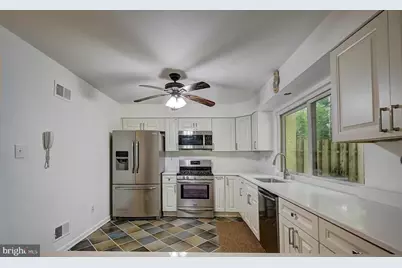5 Christopher Road, Voorhees, NJ 08043 - Photo 3