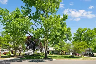 619 N Edge Park Dr, Haddonfield, NJ 08033 - Photo 1