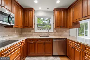 1757 Larkspur Rd, Cherry Hill, NJ 08003 - Photo 15