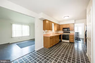 40 Sassafras Ct, Sicklerville, NJ 08081 - Photo 7