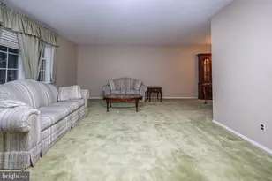 647 Guilford Rd, Cherry Hill, NJ 08003 - Photo 7