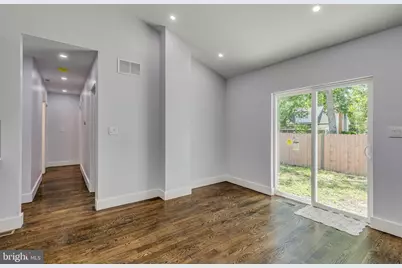 140 E 9th Avenue, Pine Hill, NJ 08021 - Photo 9