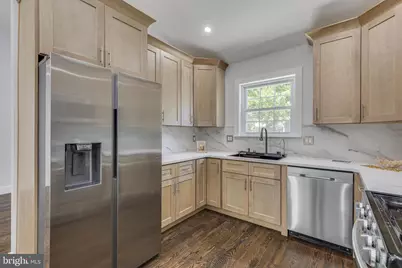 140 E 9th Avenue, Pine Hill, NJ 08021 - Photo 11