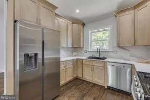 140 E 9th Ave, Pine Hill, NJ 08021 - Photo 11