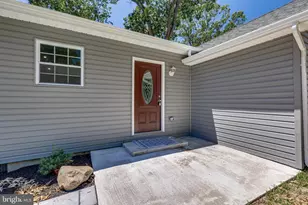 140 E 9th Ave, Pine Hill, NJ 08021 - Photo 3