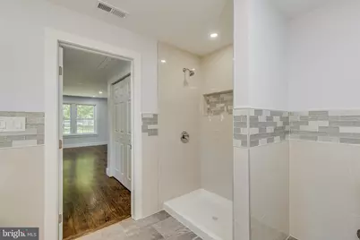 140 E 9th Avenue, Pine Hill, NJ 08021 - Photo 31