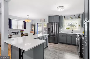 113 Pelham Rd N, Voorhees, NJ 08043 - Photo 9
