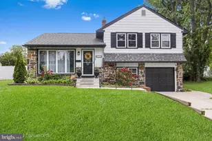 113 Pelham Rd N, Voorhees, NJ 08043 - Photo 1