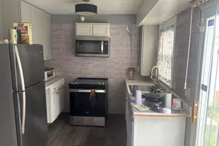 5 Locust Ct, Sicklerville, NJ 08081 - Photo 3