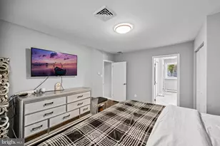 129 N Monroe Ave, Cherry Hill, NJ 08002 - Photo 15