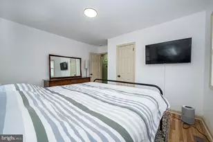 48 S Oak Ave, Mount Ephraim, NJ 08059 - Photo 25