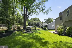 549 Covered Bridge Rd, Cherry Hill, NJ 08034 - Photo 9