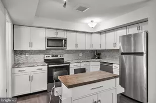 702 Abbey Ct, Sicklerville, NJ 08081 - Photo 13