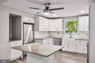 959 W Kings Hwy, Mount Ephraim, NJ 08059 - Photo 11