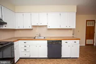 11 Dover Dr, Lindenwold, NJ 08021 - Photo 13