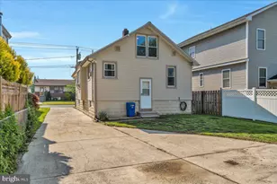 335 Walnut Ave, Gloucester City, NJ 08030 - Photo 23