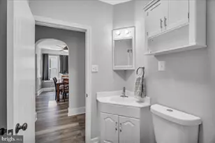 335 Walnut Ave, Gloucester City, NJ 08030 - Photo 15