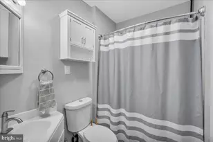 335 Walnut Ave, Gloucester City, NJ 08030 - Photo 17