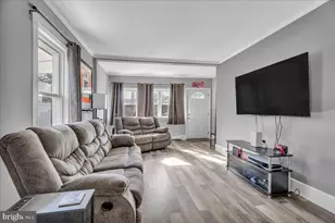 335 Walnut Ave, Gloucester City, NJ 08030 - Photo 5