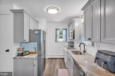 335 Walnut Avenue, Gloucester City, NJ 08030 - Photo 11
