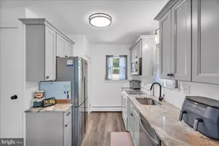 335 Walnut Ave, Gloucester City, NJ 08030 - Photo 11