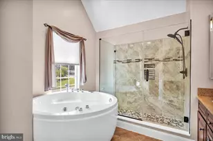 54 Red Bank Dr, Gloucester Township, NJ 08081 - Photo 23
