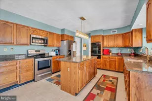 54 Red Bank Dr, Gloucester Township, NJ 08081 - Photo 9