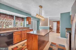 54 Red Bank Dr, Gloucester Township, NJ 08081 - Photo 15