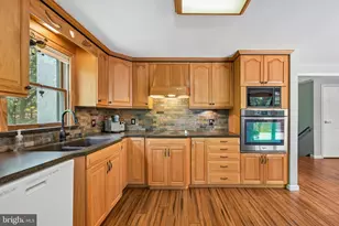 27 Fripps Rd, Sicklerville, NJ 08081 - Photo 7