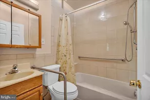 113 12th Ave, Gloucester Township, NJ 08029 - Photo 15