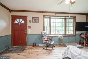 19 W Central Ave, Winslow Township, NJ 08037 - Photo 3