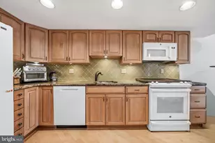 1606 Chanticleer, Cherry Hill, NJ 08003 - Photo 19