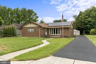 819 Mercer St, Cherry Hill, NJ 08002 - Photo 1