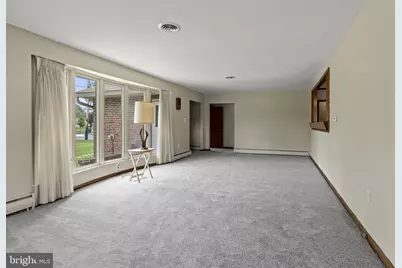 819 Mercer Street, Cherry Hill, NJ 08002 - Photo 5