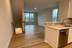 2 Sidney Ln, Stratford, NJ 08084 - Photo 5