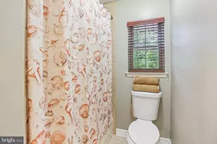 10 Winfield Dr, Berlin, NJ 08009 - Photo 33