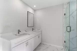 425 Almonesson Rd, Gloucester Township, NJ 08012 - Photo 27