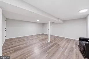 16 Valley Dr, Pine Hill, NJ 08021 - Photo 23