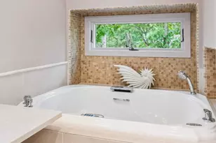 102 N Box Hill Dr, Cherry Hill, NJ 08003 - Photo 119