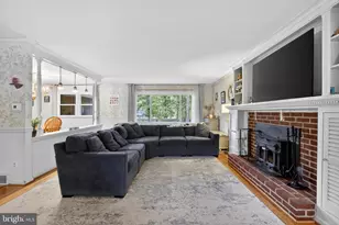14 Cooper Run Dr, Cherry Hill, NJ 08003 - Photo 9